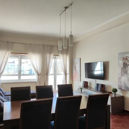 Apartmán By The Beach! With Large Balcony! *