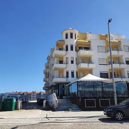 By The Beach! With Large Balcony! Apartment